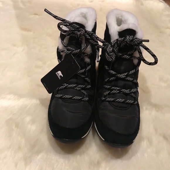 Sorel Shoes - Sorel Whitney Waterproof Boot Black/white Sz 7.5
